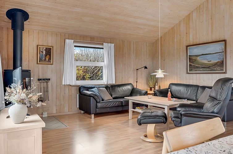 Vakantiehuis "Sofja" - 150m from the sea