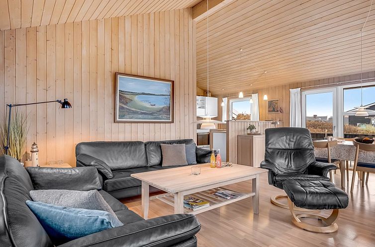 Vakantiehuis "Sofja" - 150m from the sea