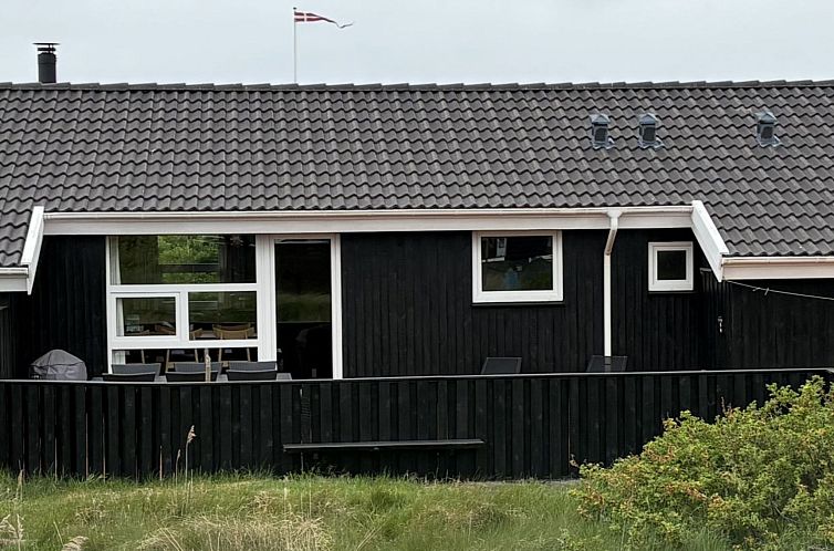 Vakantiehuis "Sofja" - 150m from the sea