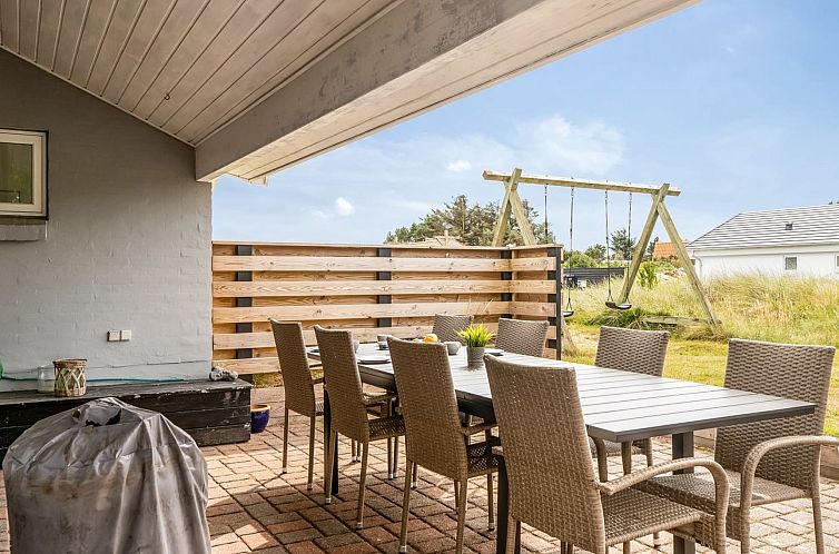 Vakantiehuis "Luzy" - 600m from the sea