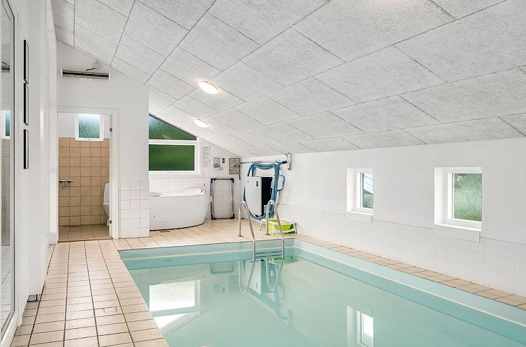 Vakantiehuis "Luzy" - 600m from the sea