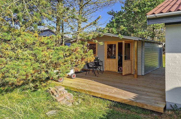 Vakantiehuis "Germund" - 900m from the sea