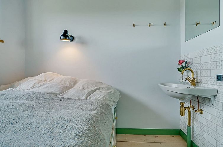 Vakantiehuis "Germund" - 900m from the sea