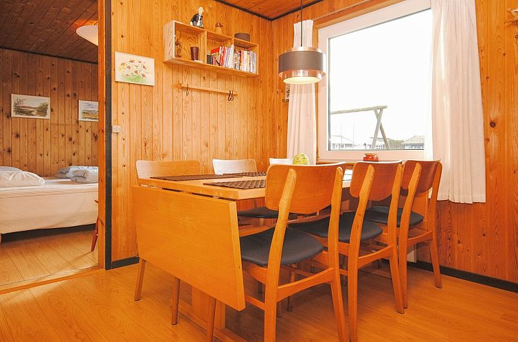 Vakantiehuis "Gisela" - 250m from the sea