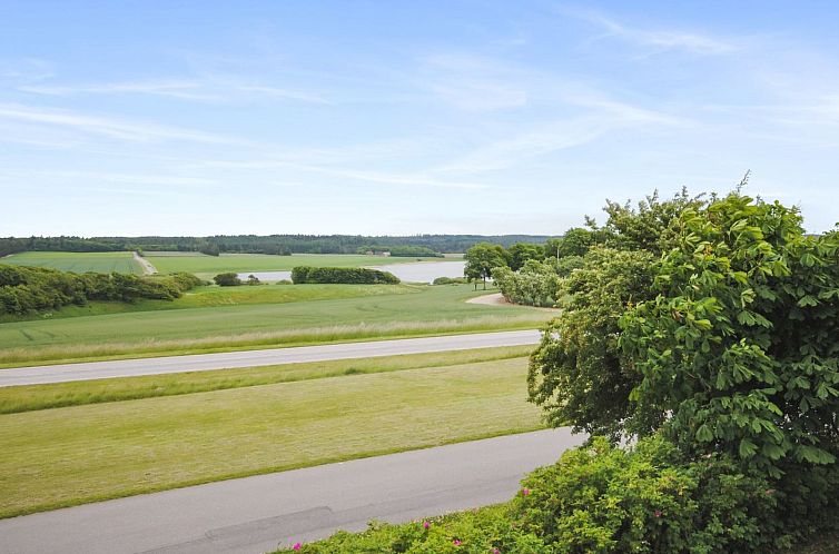 Vakantiehuis "Ludovic" - 7km from the sea