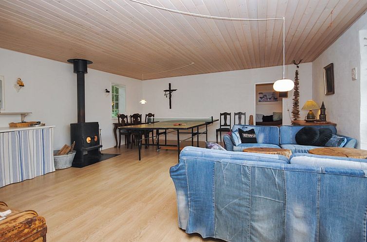 Vakantiehuis "Ludovic" - 7km from the sea