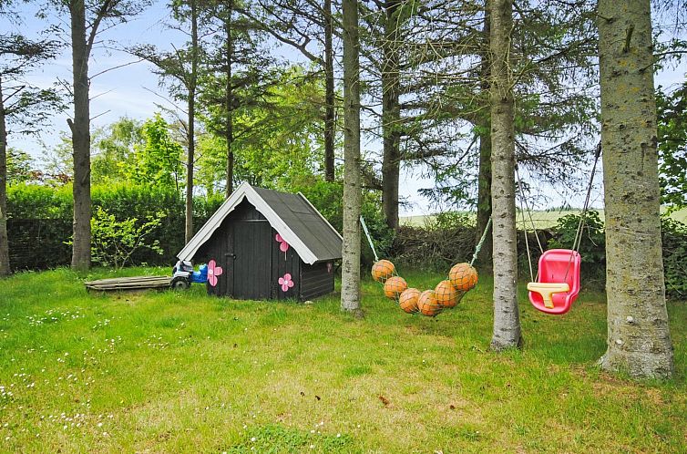 Vakantiehuis "Ludovic" - 7km from the sea