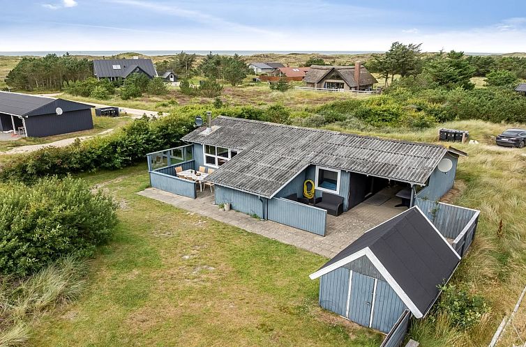 Vakantiehuis "Claudine" - 700m from the sea