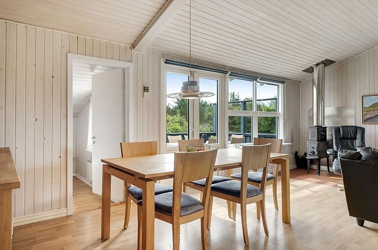 Vakantiehuis "Claudine" - 700m from the sea