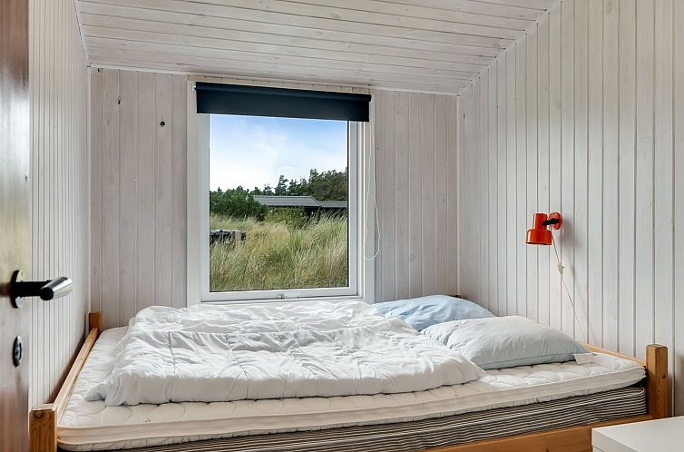 Vakantiehuis "Claudine" - 700m from the sea