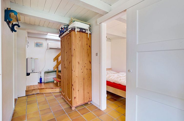 Vakantiehuis "Viktorija" - 800m from the sea