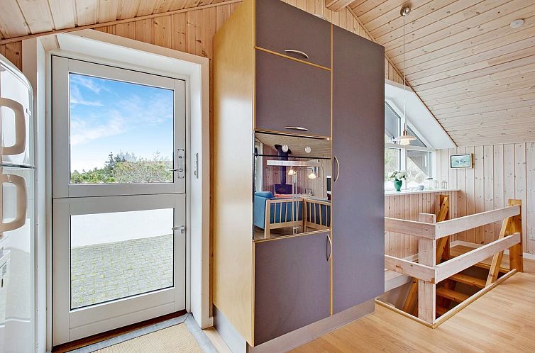 Vakantiehuis "Viktorija" - 800m from the sea