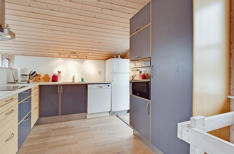 Vakantiehuis "Viktorija" - 800m from the sea