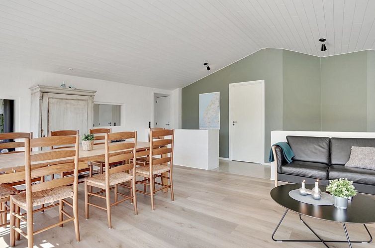 Vakantiehuis "Viktorija" - 800m from the sea