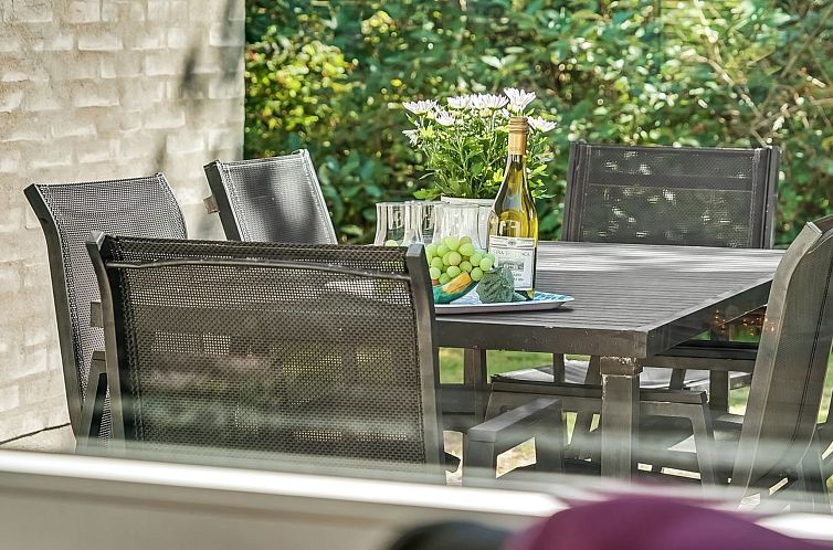 Vakantiehuis "Aslak" - 350m from the sea