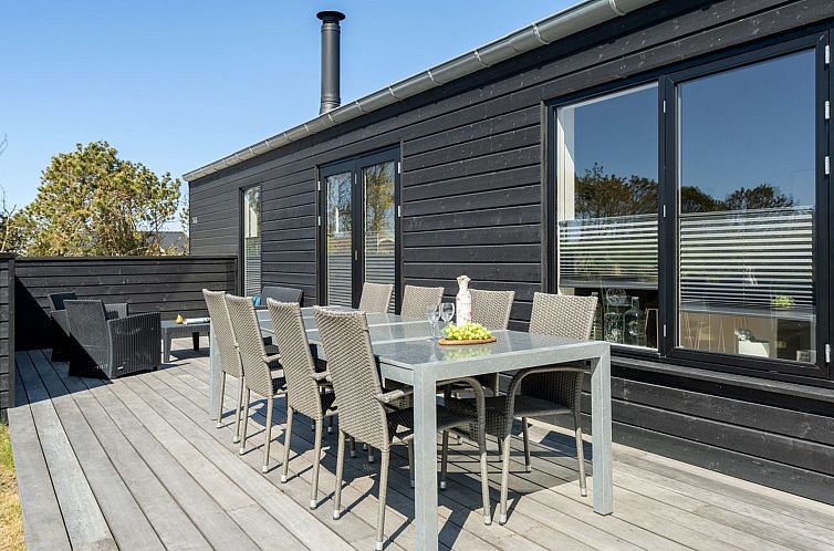 Vakantiehuis "Helli" - 650m from the sea