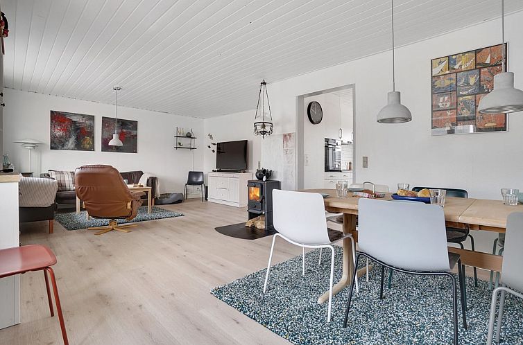 Vakantiehuis "Thilla" - 100m from the sea