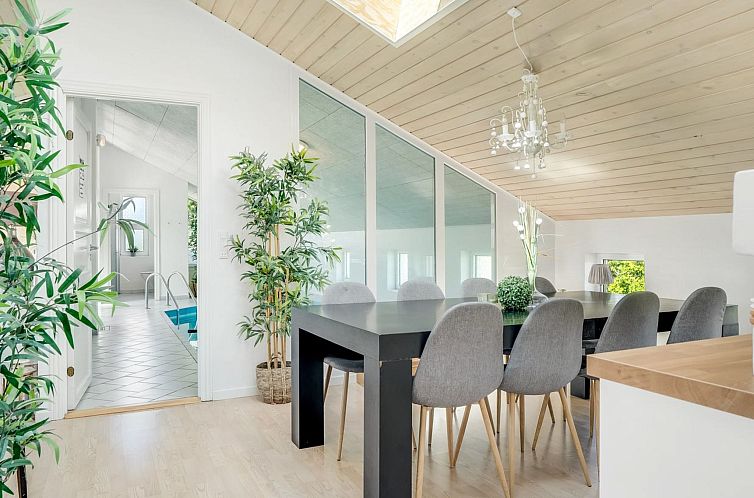 Vakantiehuis "Jenvold" - 600m from the sea