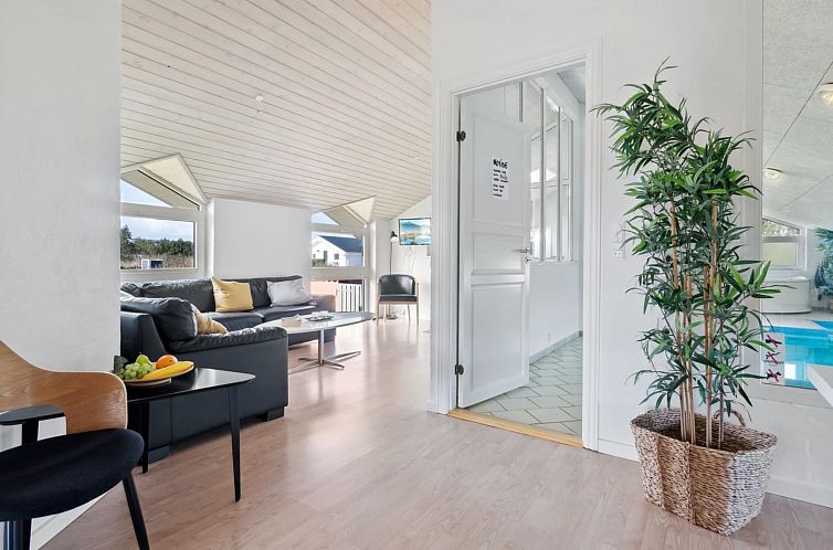 Vakantiehuis "Jenvold" - 600m from the sea