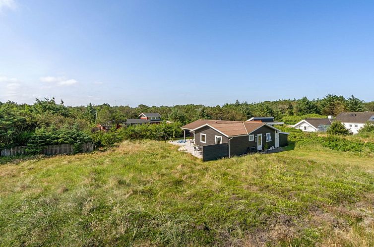 Vakantiehuis "Vuokko" - 400m from the sea