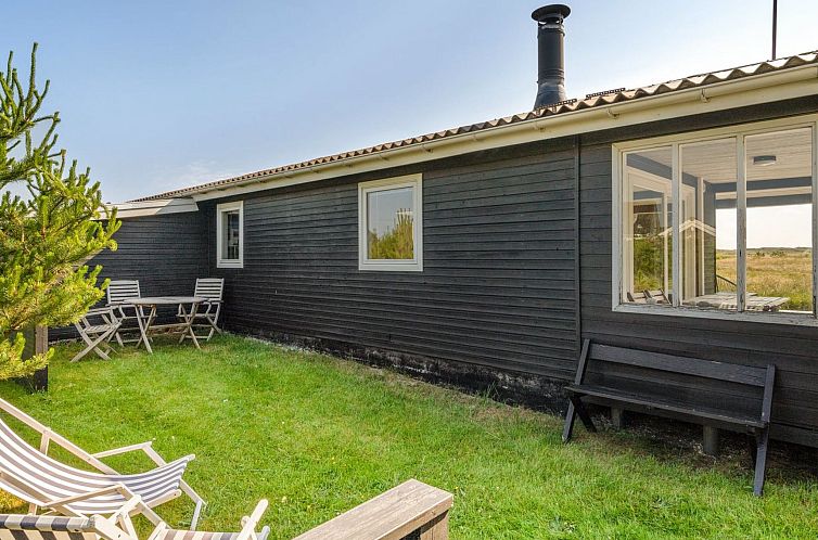 Vakantiehuis "Vuokko" - 400m from the sea