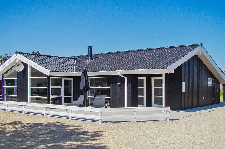 Vakantiehuis "Nani" - 900m from the sea