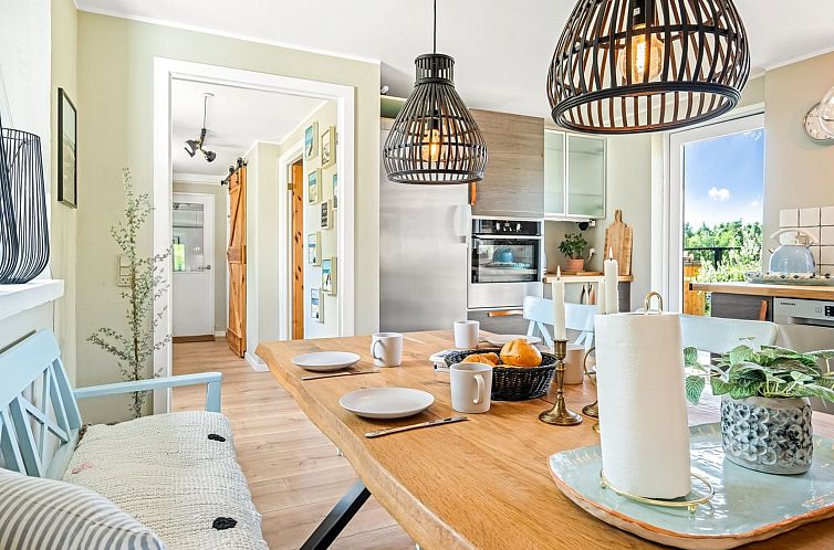 Vakantiehuis "Nani" - 900m from the sea