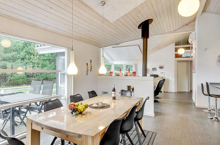 Vakantiehuis "Nani" - 900m from the sea