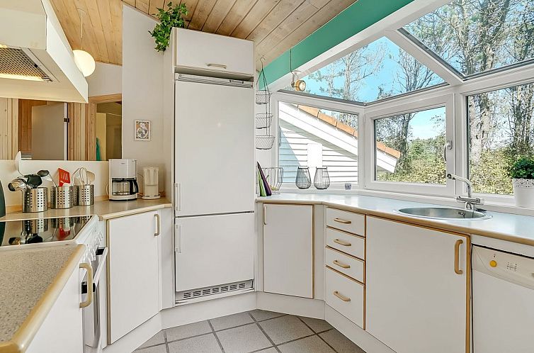 Vakantiehuis "Aslak" - 350m from the sea