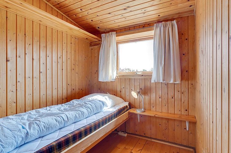 Vakantiehuis "Suki" - 650m from the sea