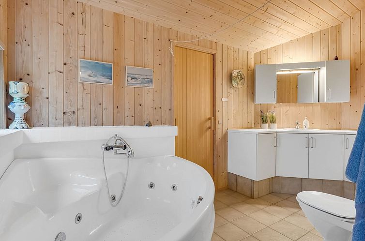 Vakantiehuis "Sella" - 200m from the sea