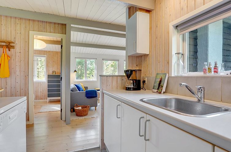 Vakantiehuis "Pilvi" -  from the sea