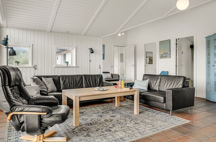 Vakantiehuis "Nimrod" - 70m from the sea