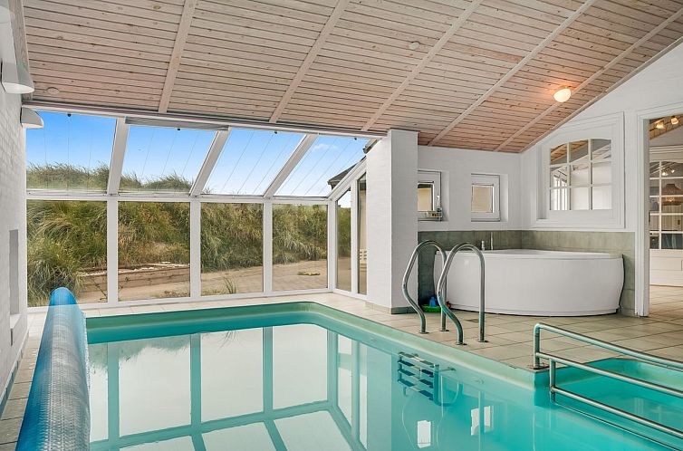 Vakantiehuis "Nimrod" - 70m from the sea