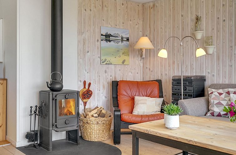 Vakantiehuis "Tayanita" - 750m from the sea