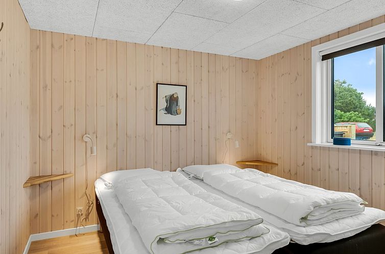 Vakantiehuis "Ylermi" - 600m from the sea
