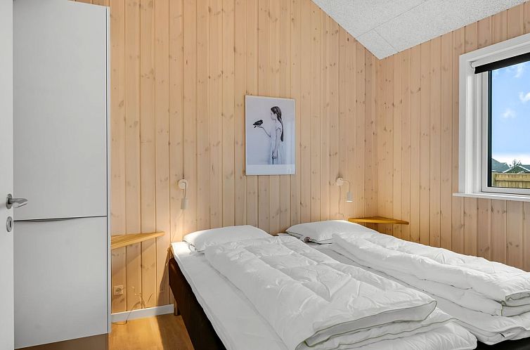 Vakantiehuis "Ylermi" - 600m from the sea