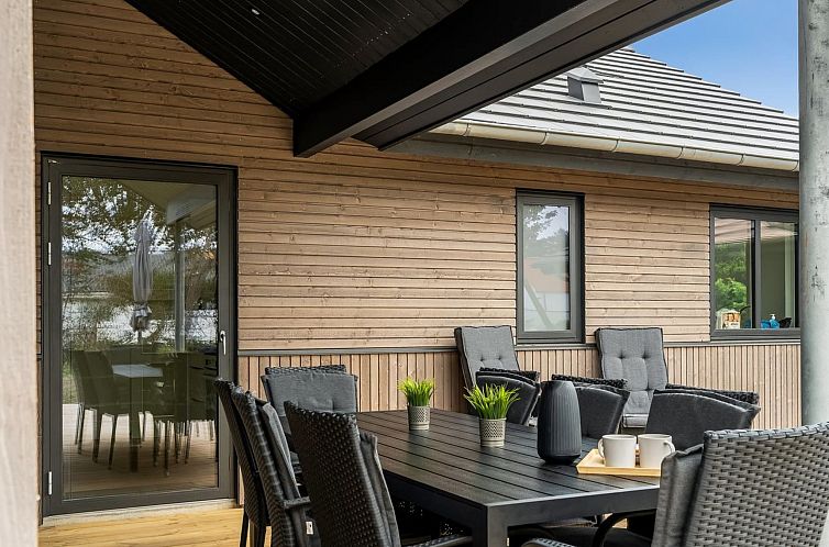 Vakantiehuis "Ylermi" - 600m from the sea