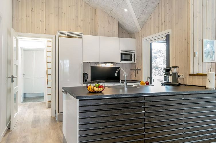 Vakantiehuis "Merita" - 600m from the sea
