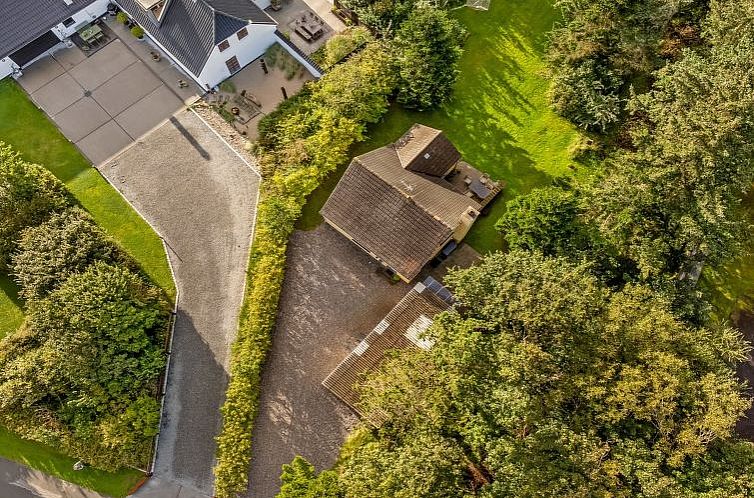 Vakantiehuis "Birtir" - 750m from the sea