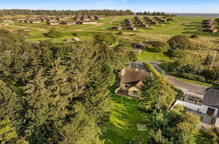 Vakantiehuis "Birtir" - 750m from the sea