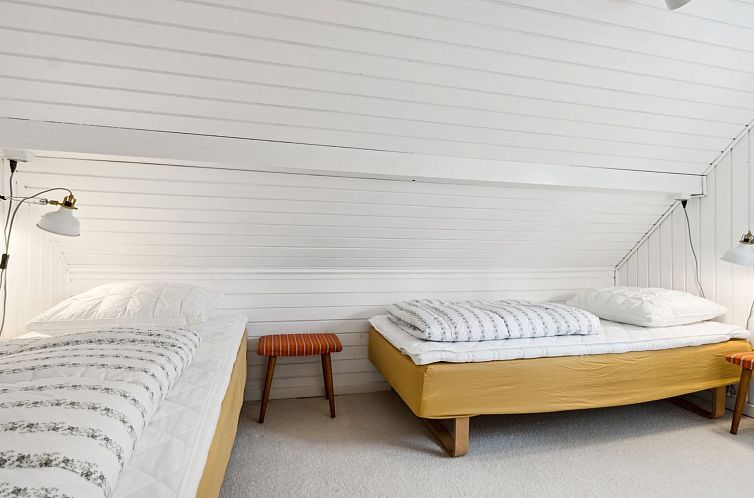 Vakantiehuis "Birtir" - 750m from the sea