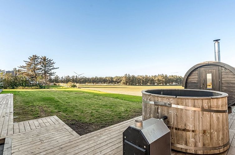 Vakantiehuis "Elida" - 400m from the sea