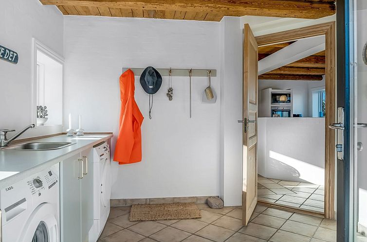 Vakantiehuis "Elida" - 400m from the sea