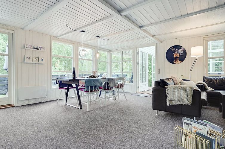 Vakantiehuis "Gunward" - 1.5km from the sea