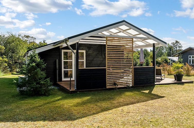 Vakantiehuis "Legolas" - 880m from the sea