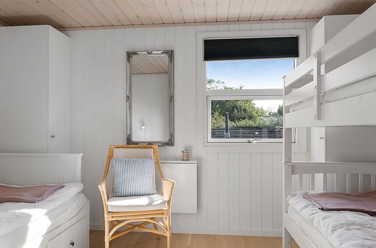 Vakantiehuis "Legolas" - 880m from the sea