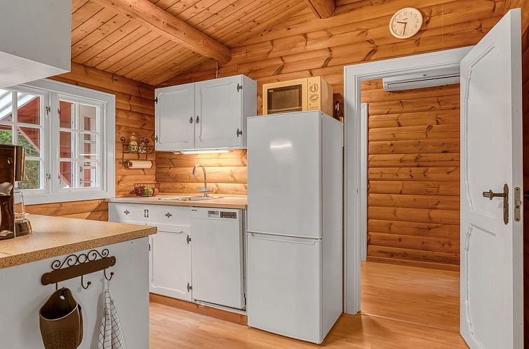 Vakantiehuis "Thermet" - 1.6km from the sea