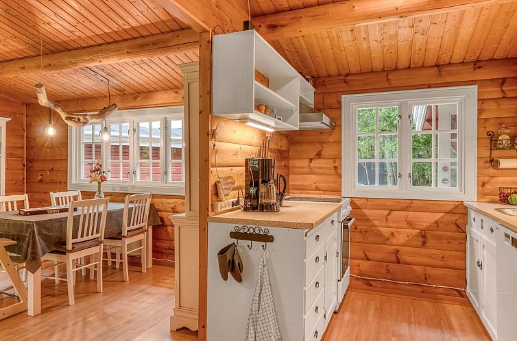 Vakantiehuis "Thermet" - 1.6km from the sea