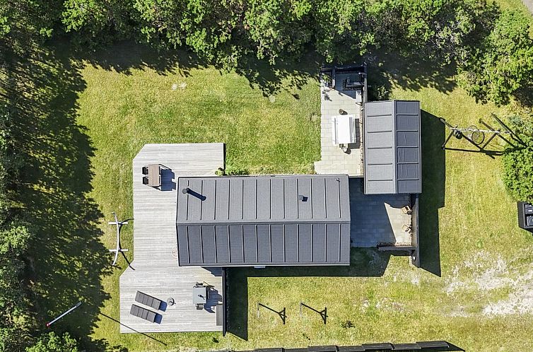 Vakantiehuis "Sheyla" - 150m from the sea